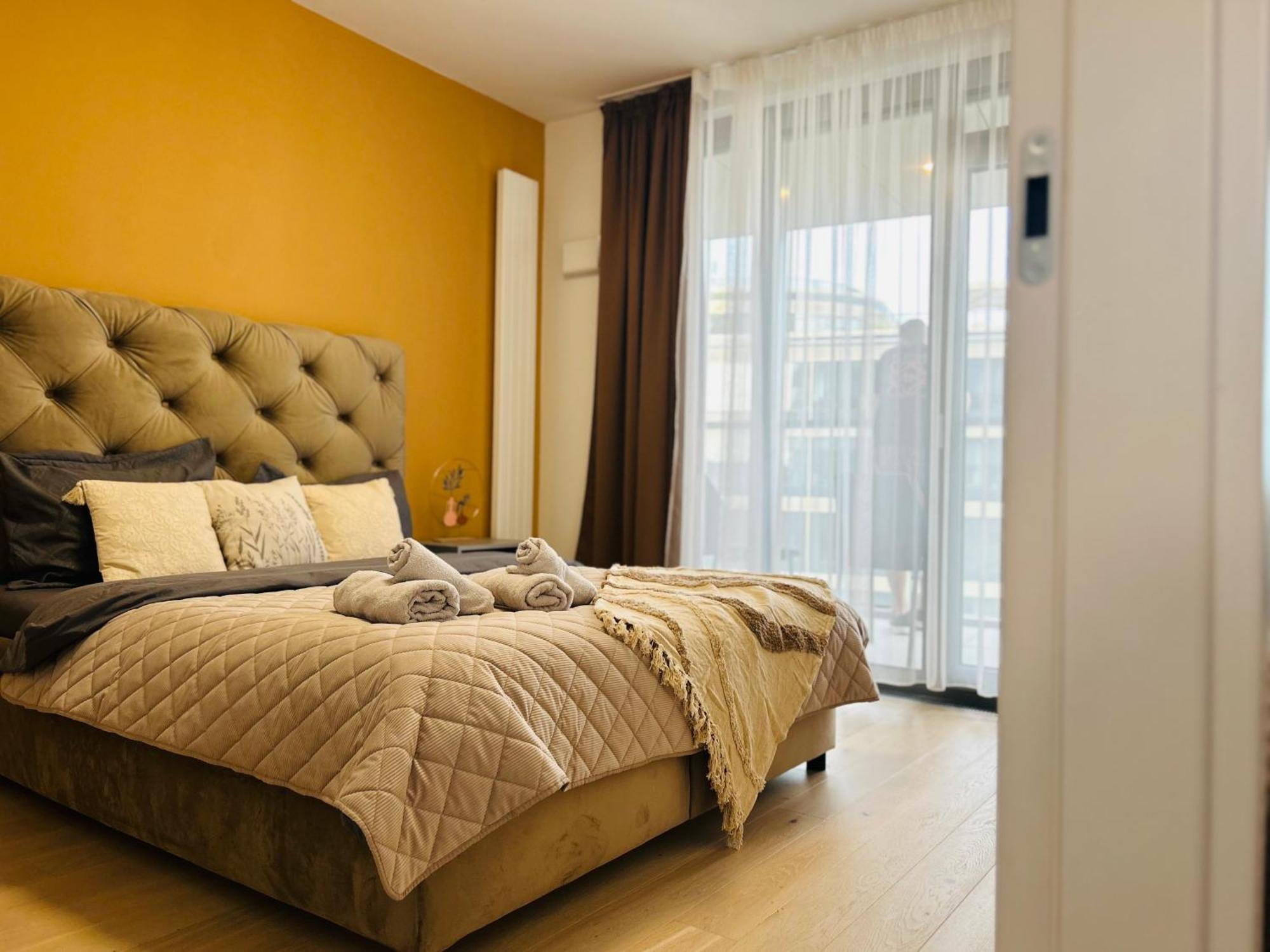 Citylightseuroveatower Apartmán